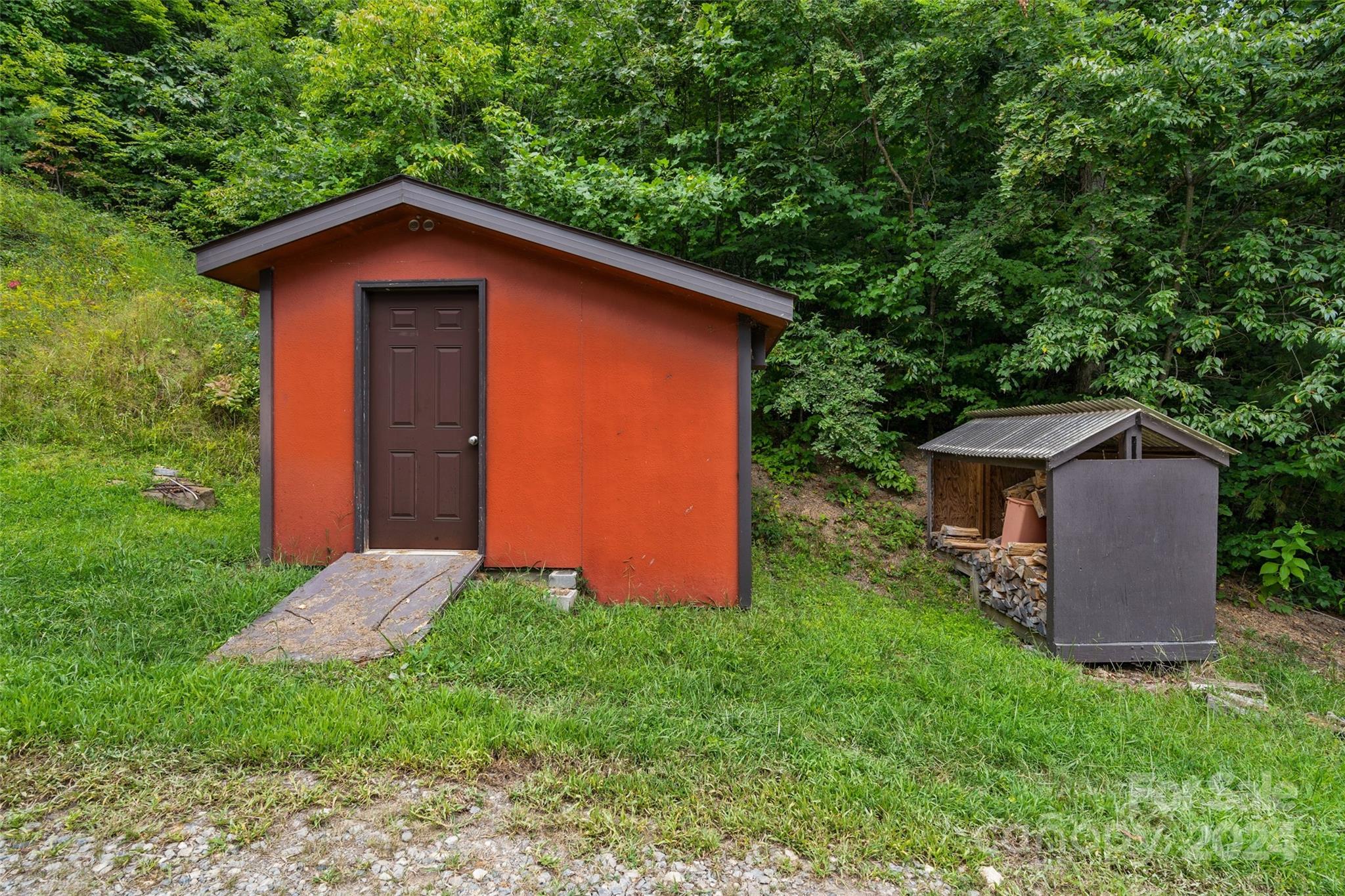 180 Britten Cove Road Weaverville, NC 28787 - Photo 7 of 48 Gallery Image 7