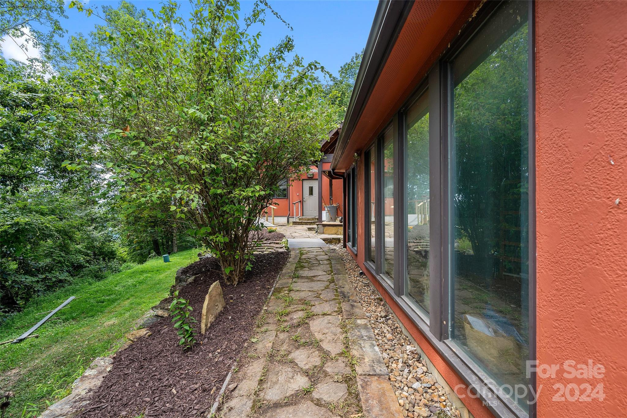 180 Britten Cove Road Weaverville, NC 28787 - Photo 8 of 48 Gallery Image 8