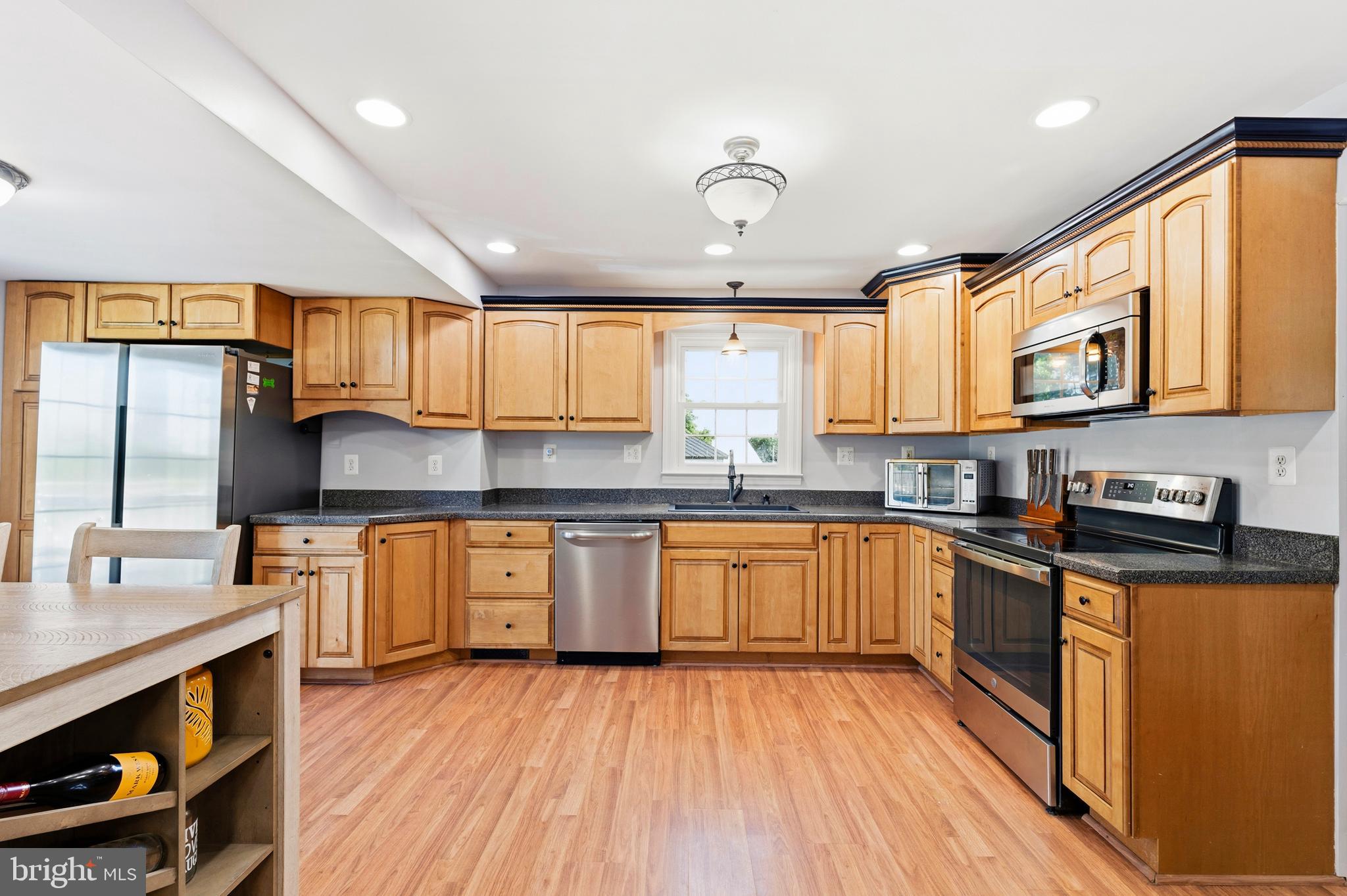 3033 Sykesville Road Westminster, MD 21157 - Photo 9 of 44