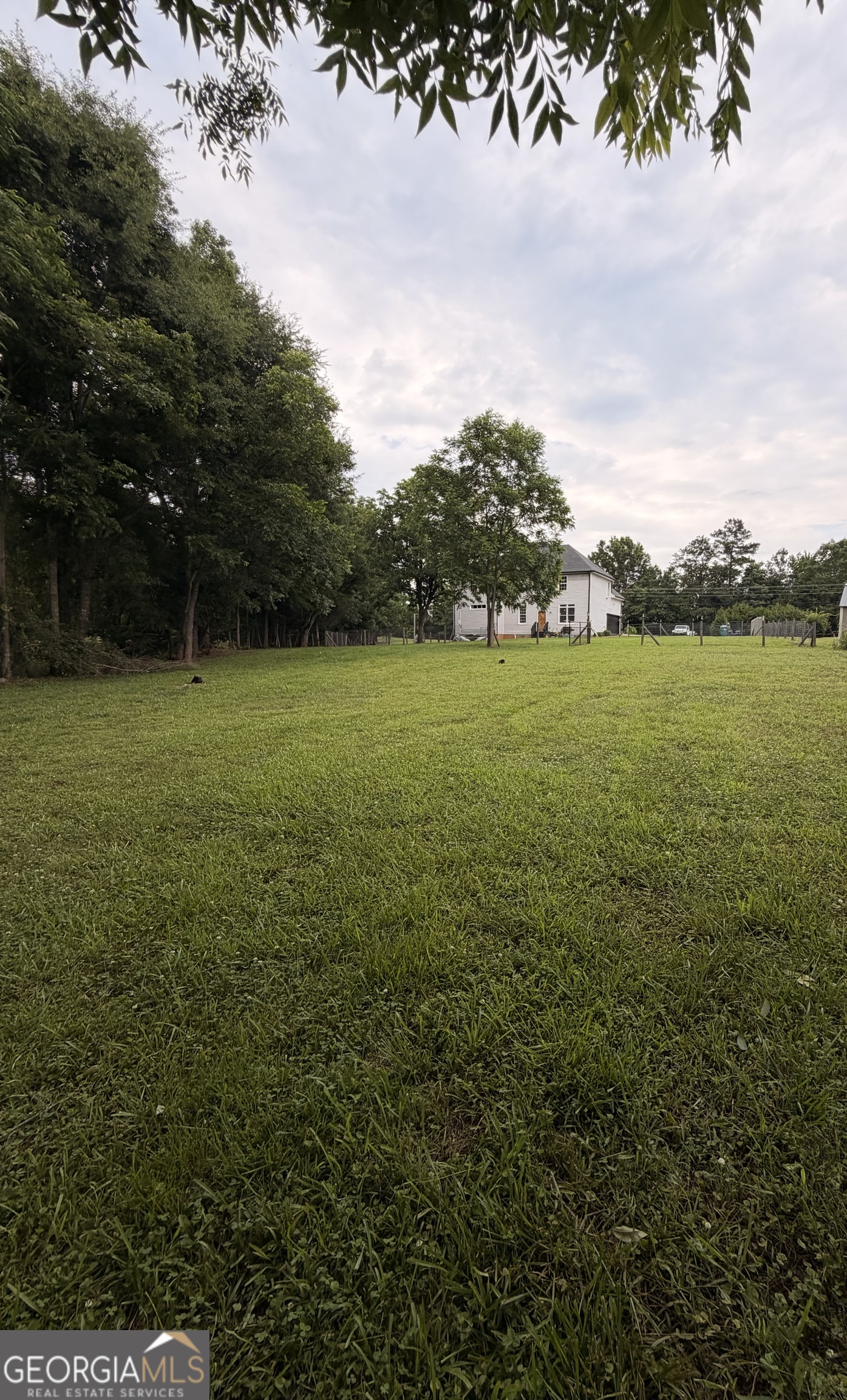 892 Perimeter Road Monticello, GA 31064 - Photo 33 of 38 a view of a field with an ocean
