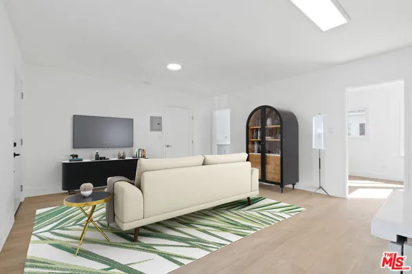 $2,350,000 | 318 Columbia Avenue, Los Angeles, CA 90017