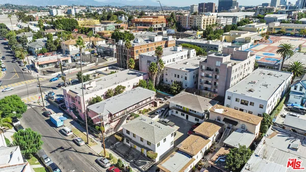 $2,350,000 | 318 Columbia Avenue, Los Angeles, CA 90017