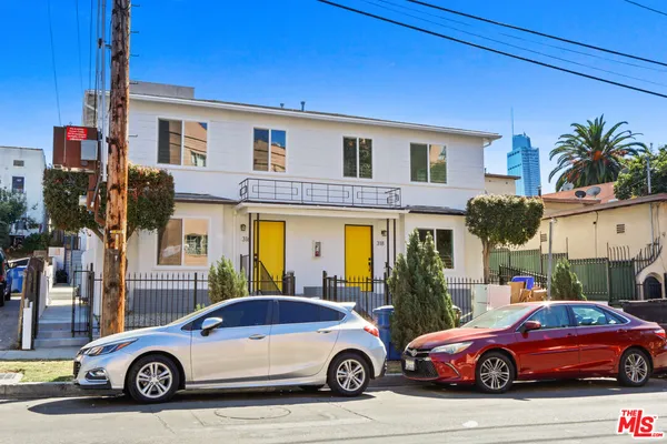 $2,350,000 | 318 Columbia Avenue, Los Angeles, CA 90017