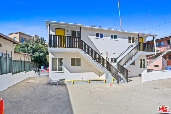 $2,350,000 | 318 Columbia Avenue, Los Angeles, CA 90017