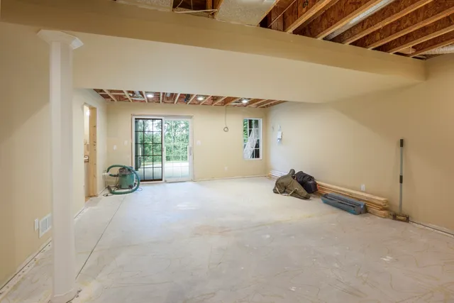 $769,000 | 487 Schraufnagel Drive, Erin, WI 53029