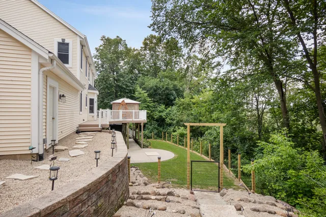 $769,000 | 487 Schraufnagel Drive, Erin, WI 53029