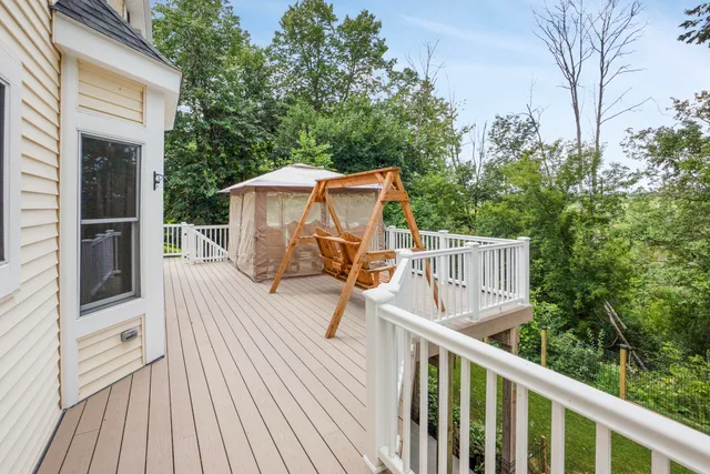 $769,000 | 487 Schraufnagel Drive, Erin, WI 53029