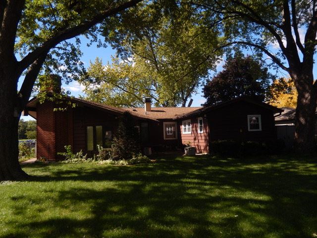 597 Nash Road Crystal Lake, IL 60014 - Photo 2 of 14