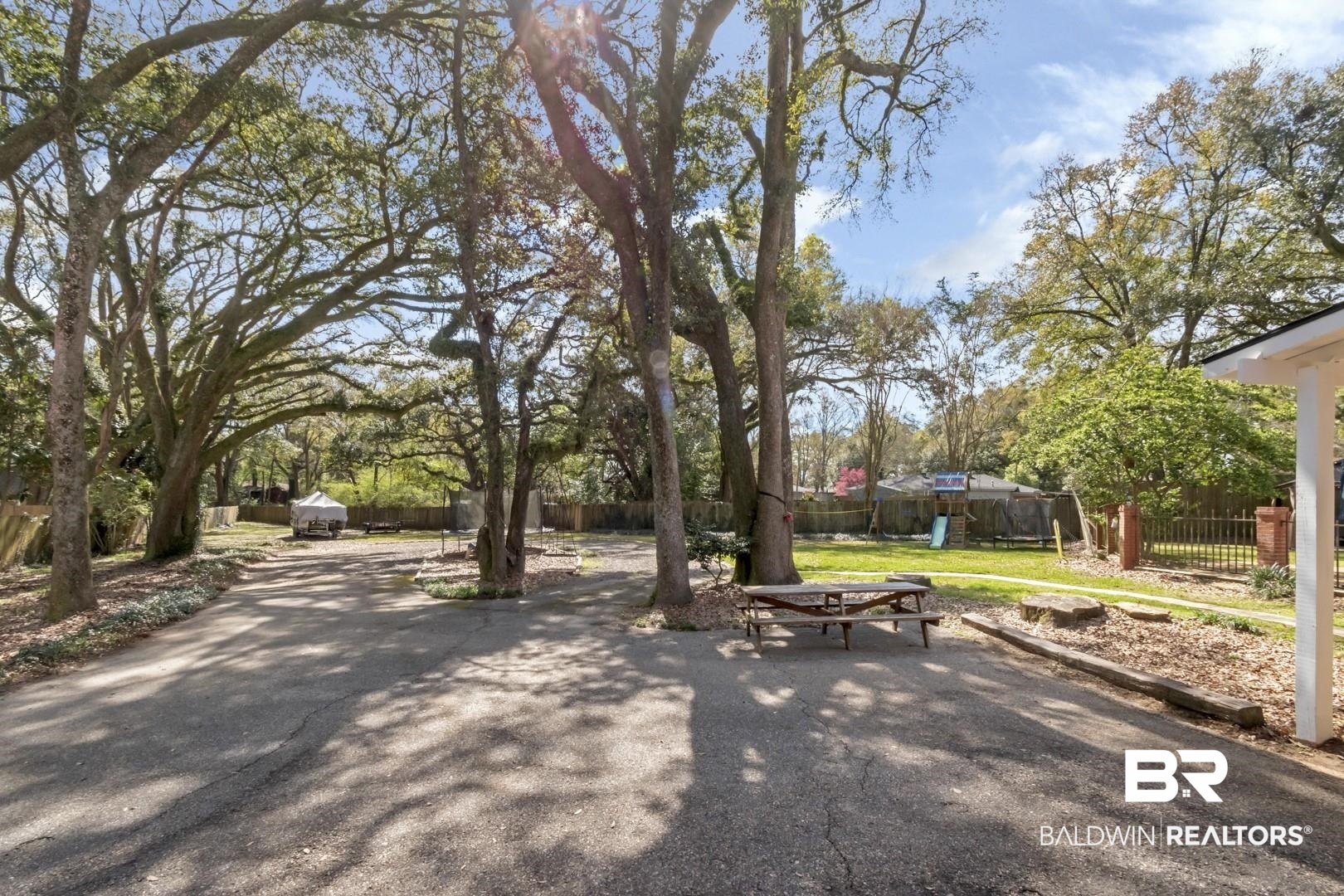 1508 Oak Cliff Court Mobile, AL 36609 - Photo 40 of 49