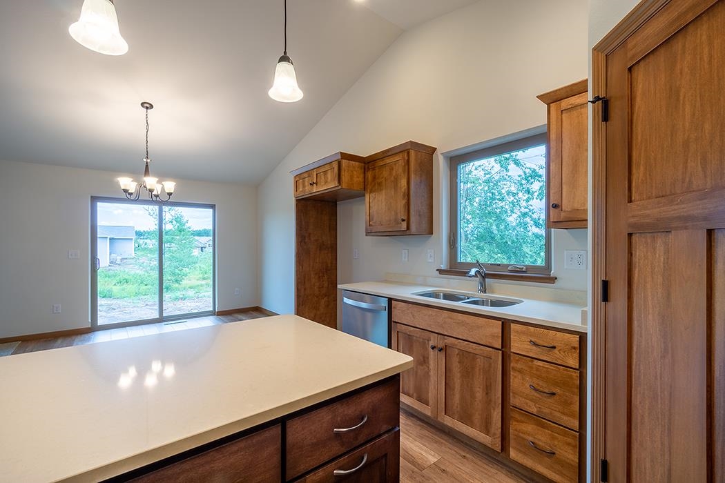 5589 Forest Creek Road, Unit FO26 Stevens Point, WI 54482 - Photo 18 of 32