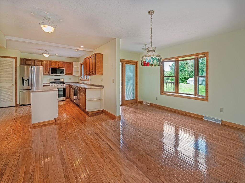 387 Fanker Road Harmony, PA 16037 - Photo 9 of 34