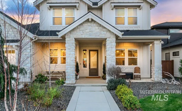 $1,145,000 | 6981 North Maplestone Avenue, Meridian, ID 83646