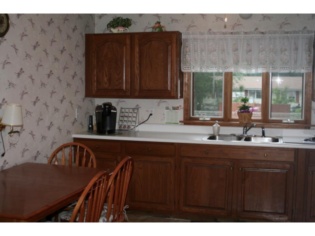 44 New Rochester Road Dover, NH 03820 - Photo 7 of 27