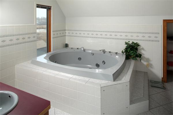 79 Seaside Road Scituate, MA 02066 - Photo 17 of 29 Gallery Image 17
