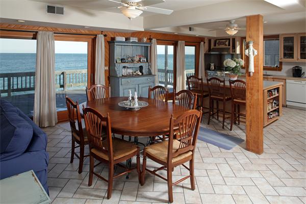 79 Seaside Road Scituate, MA 02066 - Photo 8 of 29 Gallery Image 8