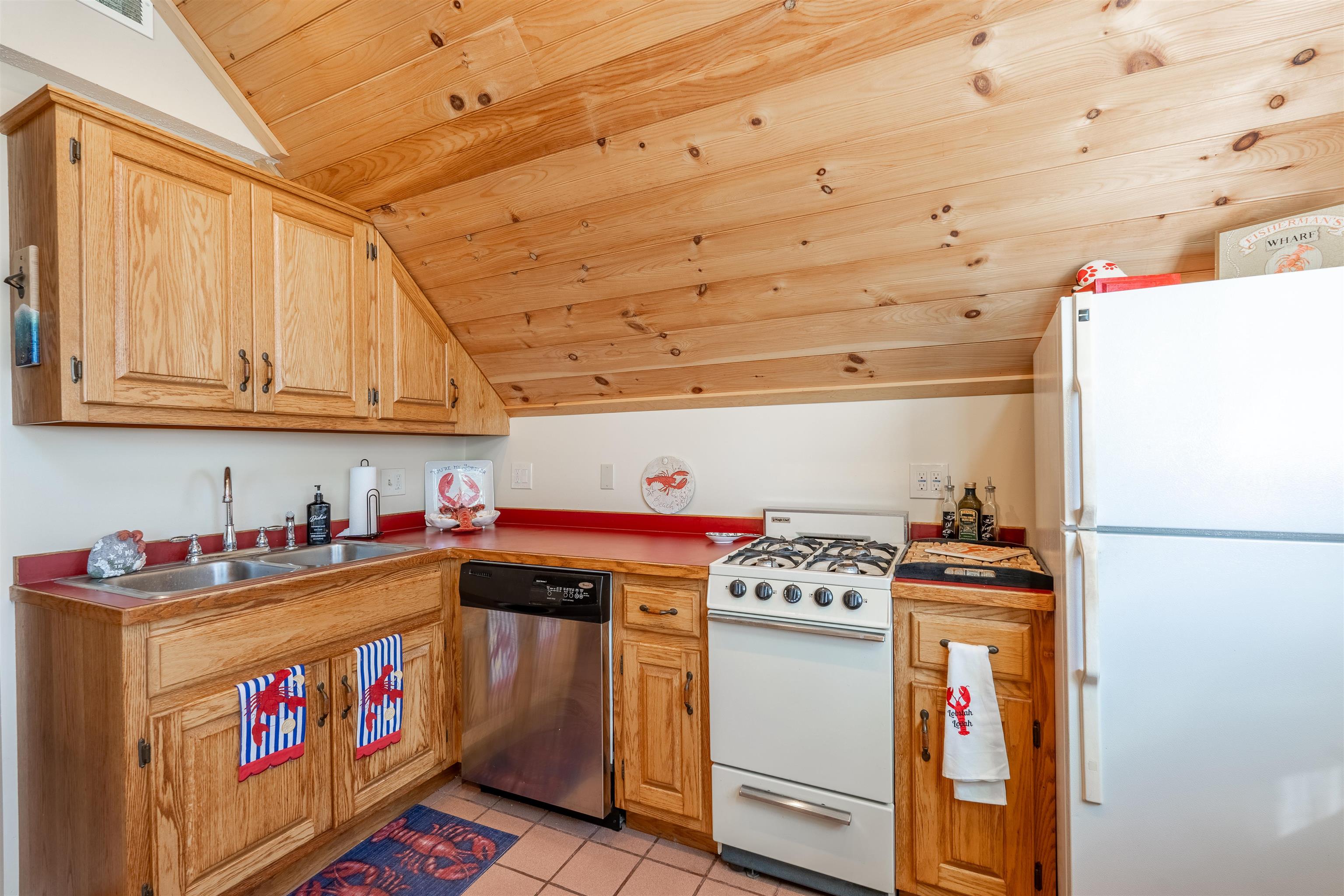 501 Winnacunnet Road, Unit 2 Hampton, NH 03842 - Photo 20 of 23