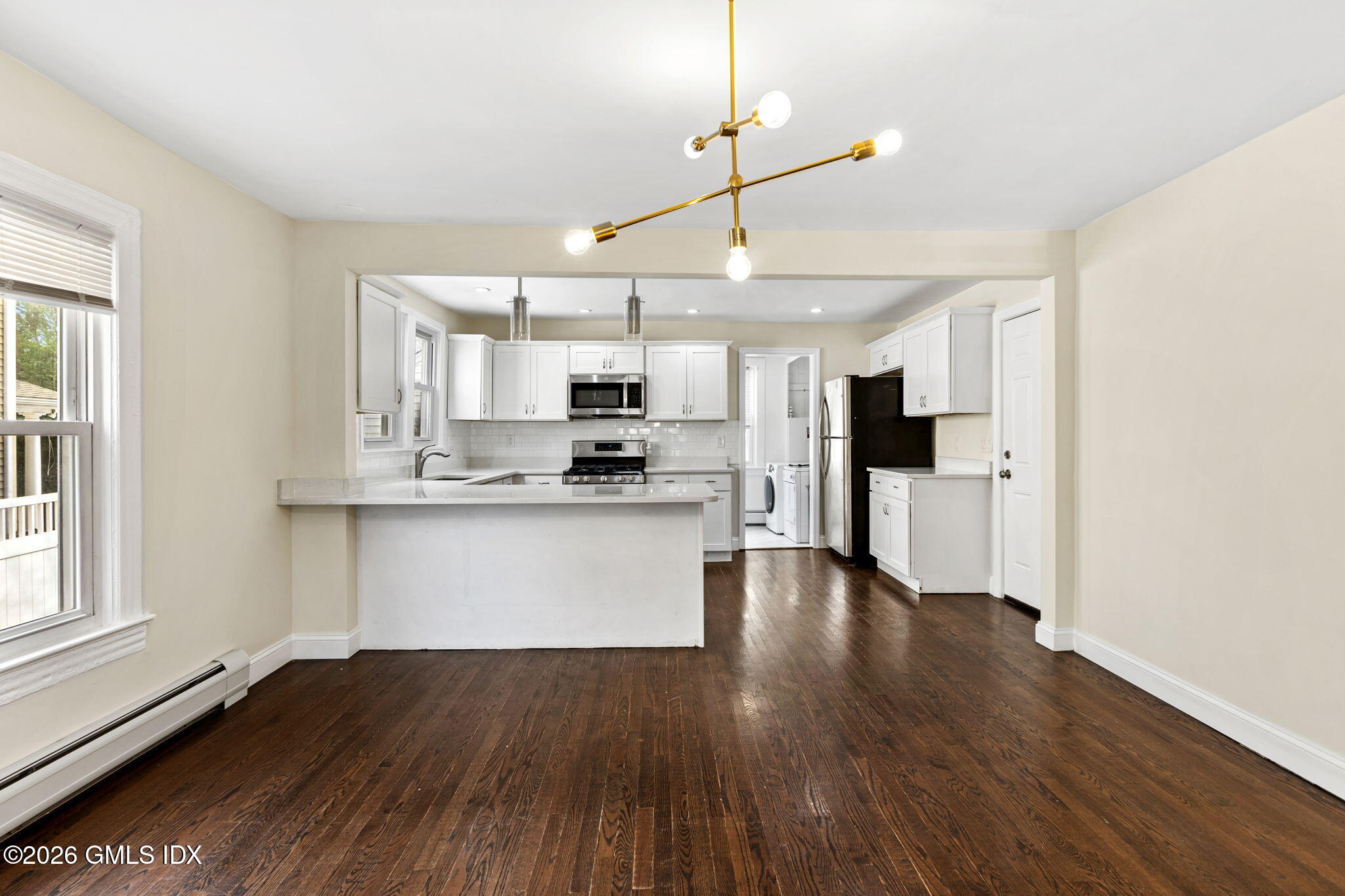 10 Artic Street, Unit A Greenwich, CT 06830 - Photo 4 of 22 7-web-or-mls-10-artic-st-unit-a