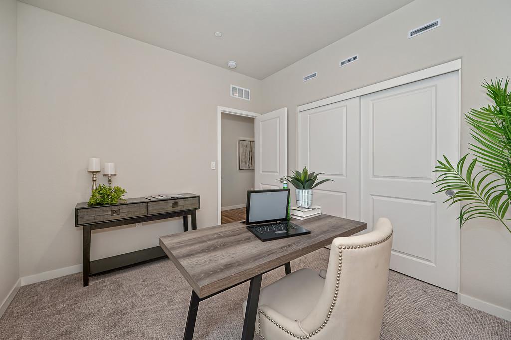 8229 Poppy Rdg Circle Elk Grove, CA 95757 - Photo 26 of 75