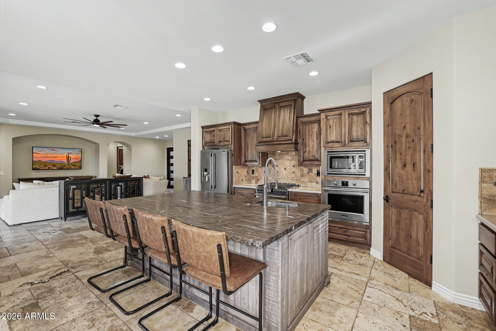 806 West Desert Ranch Road Phoenix, AZ 85086 - Photo 11 of 98 25 - Desert Ranch