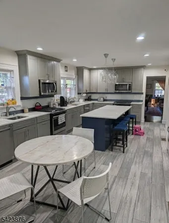 $1,599,000 | 833 Salem Avenue, Hillside, NJ 07205