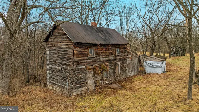a bathroom with a shower curtain