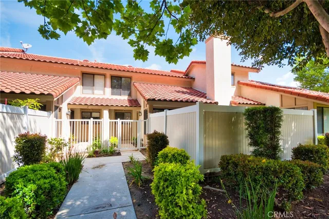 $3,150 | 22804 Chardonnay Drive, Unit 3, Diamond Bar, CA 91765