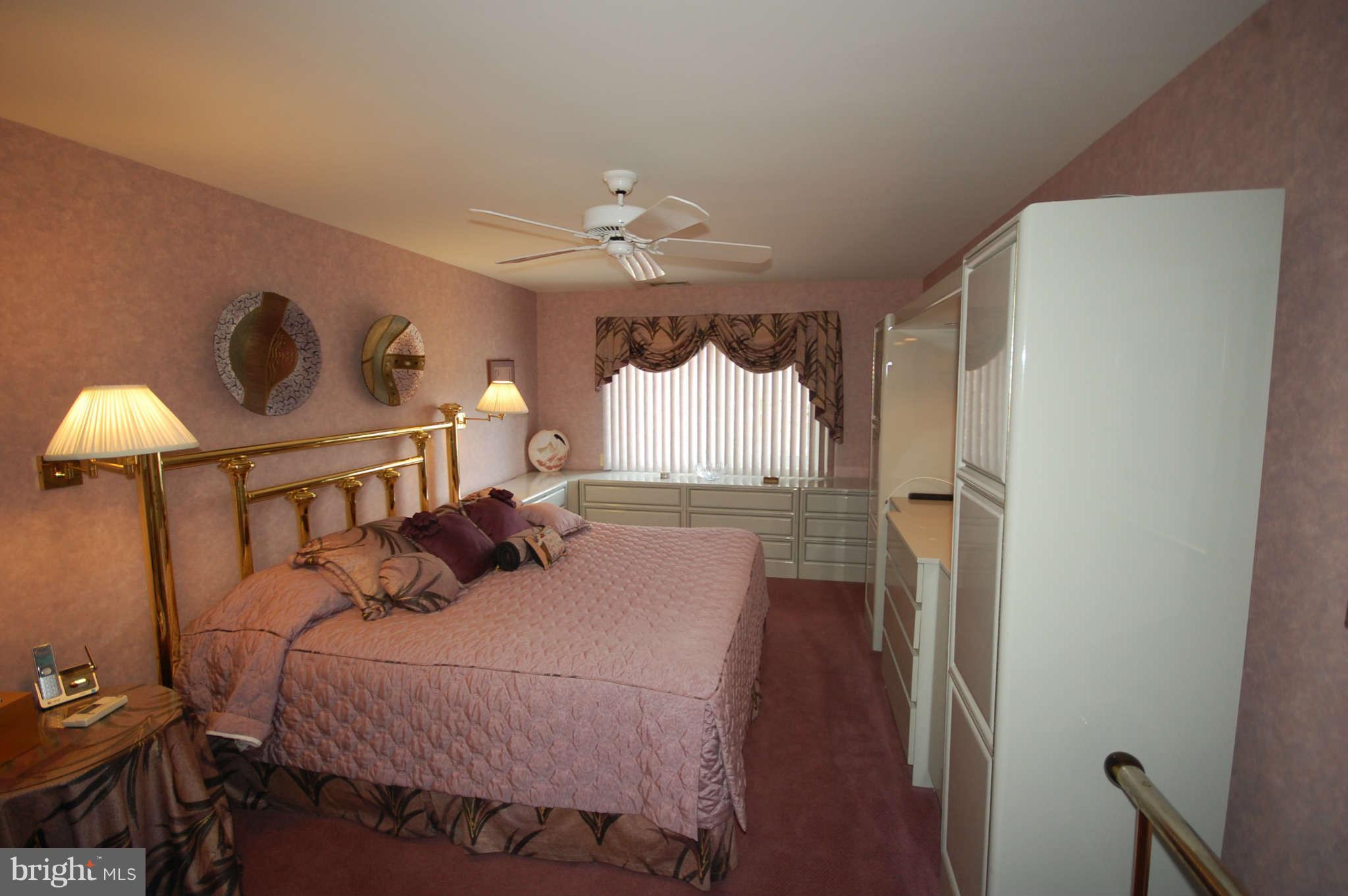 2903 Fallstaff Road, Unit 508 Baltimore, MD 21209 - Photo 13 of 21 Bedroom (Master)
