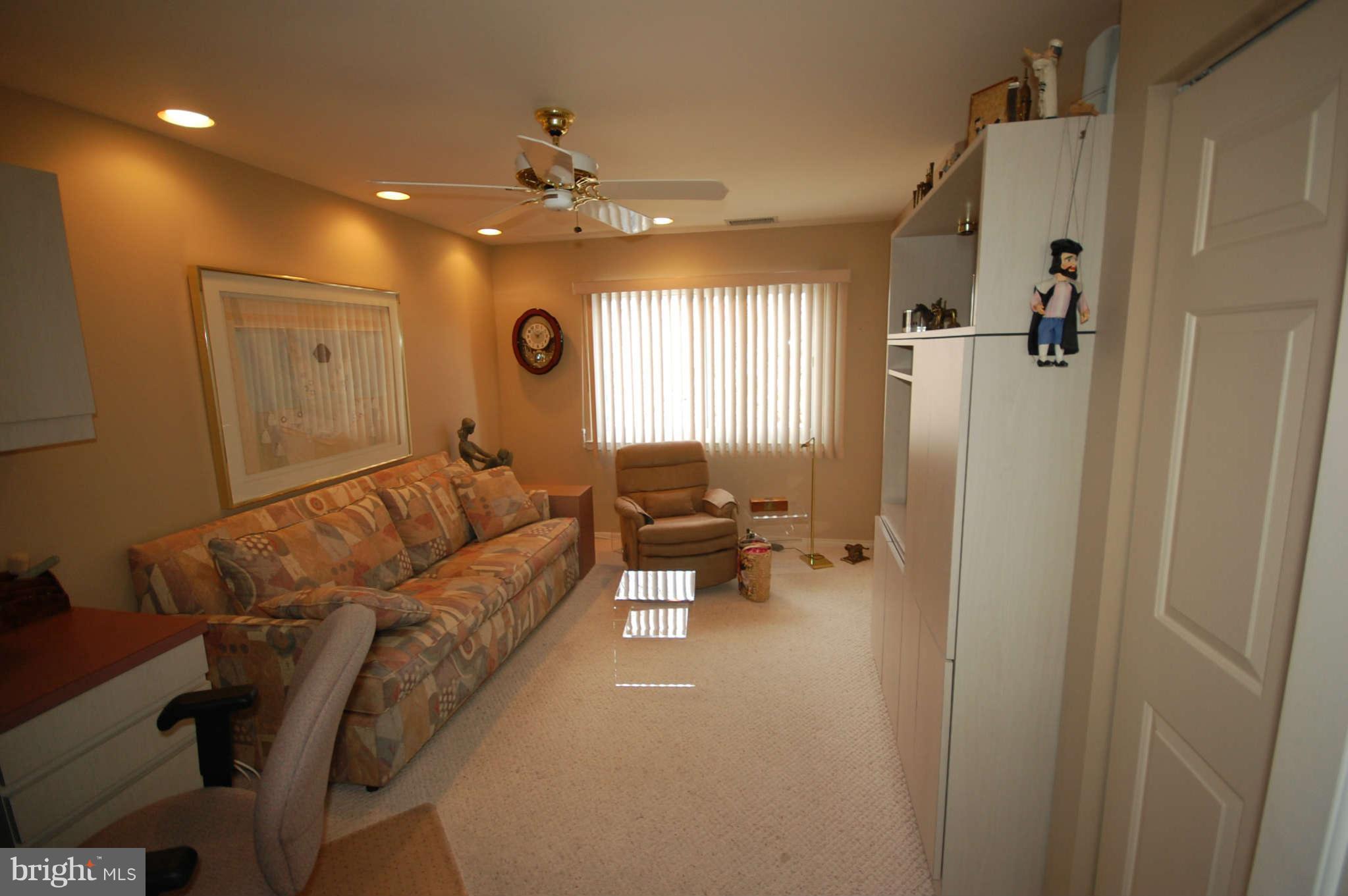 2903 Fallstaff Road, Unit 508 Baltimore, MD 21209 - Photo 17 of 21 Bedroom