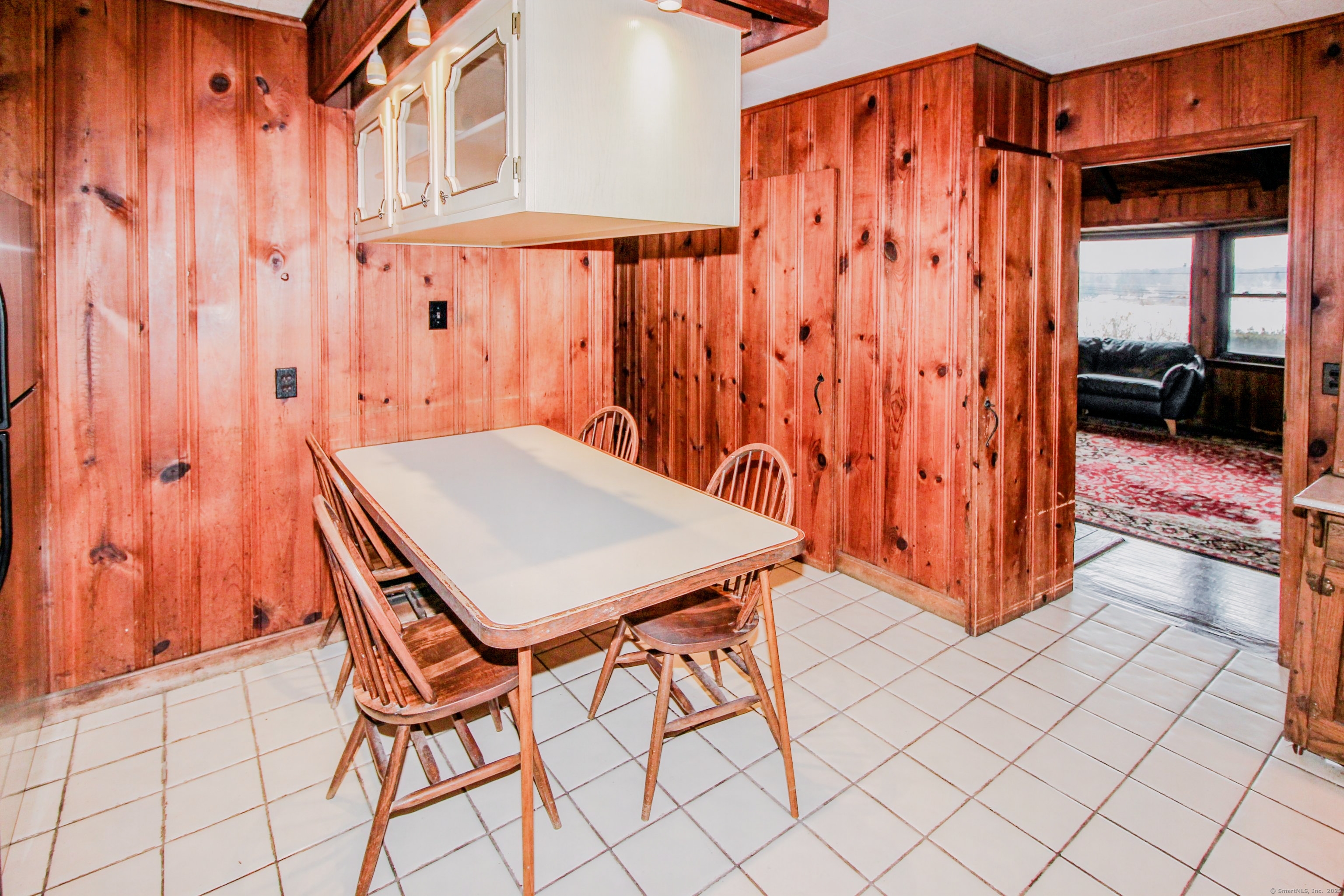 279 Candlewood Lake Road Brookfield, CT 06804 - Photo 15 of 40