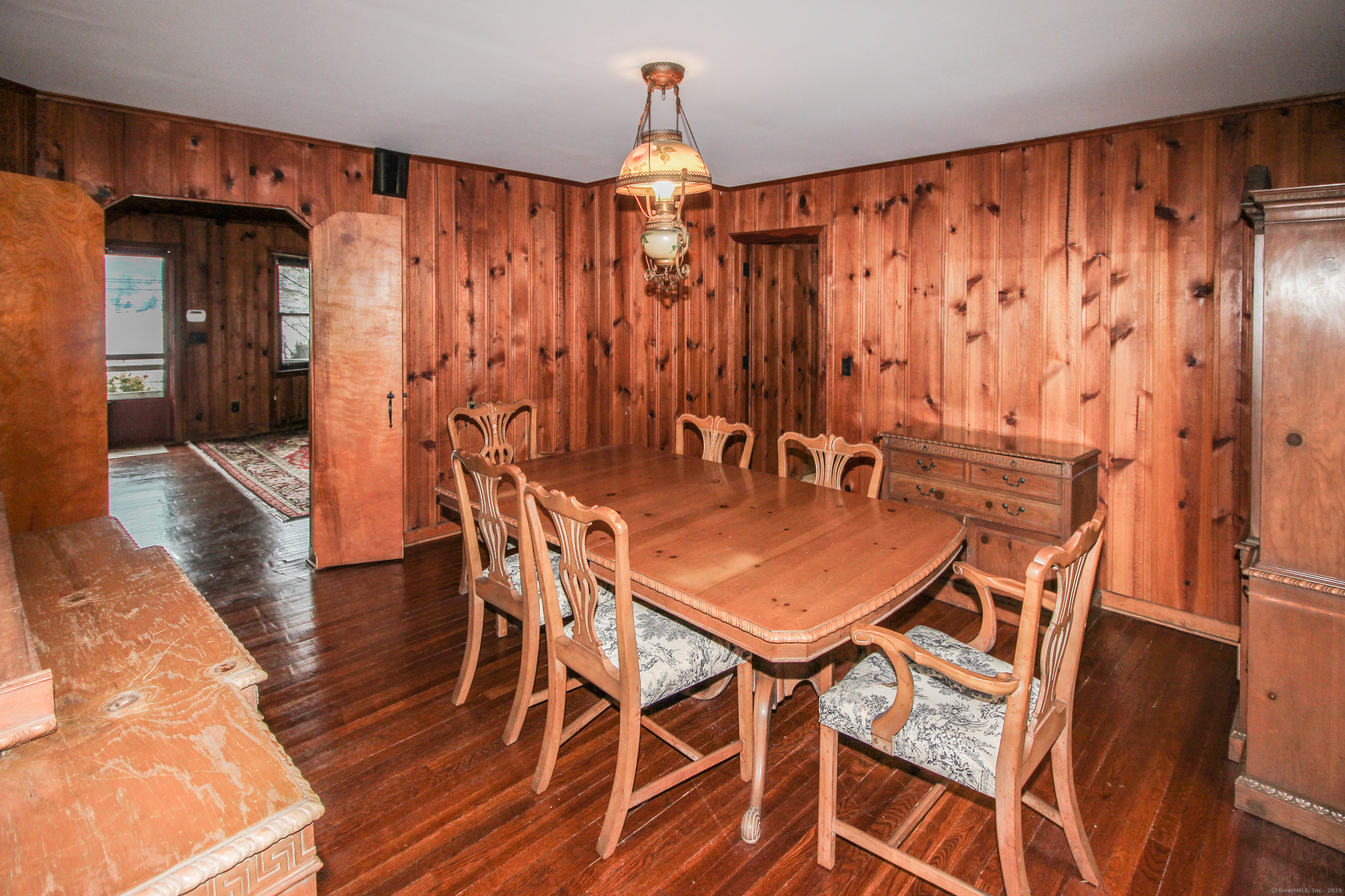279 Candlewood Lake Road Brookfield, CT 06804 - Photo 17 of 40