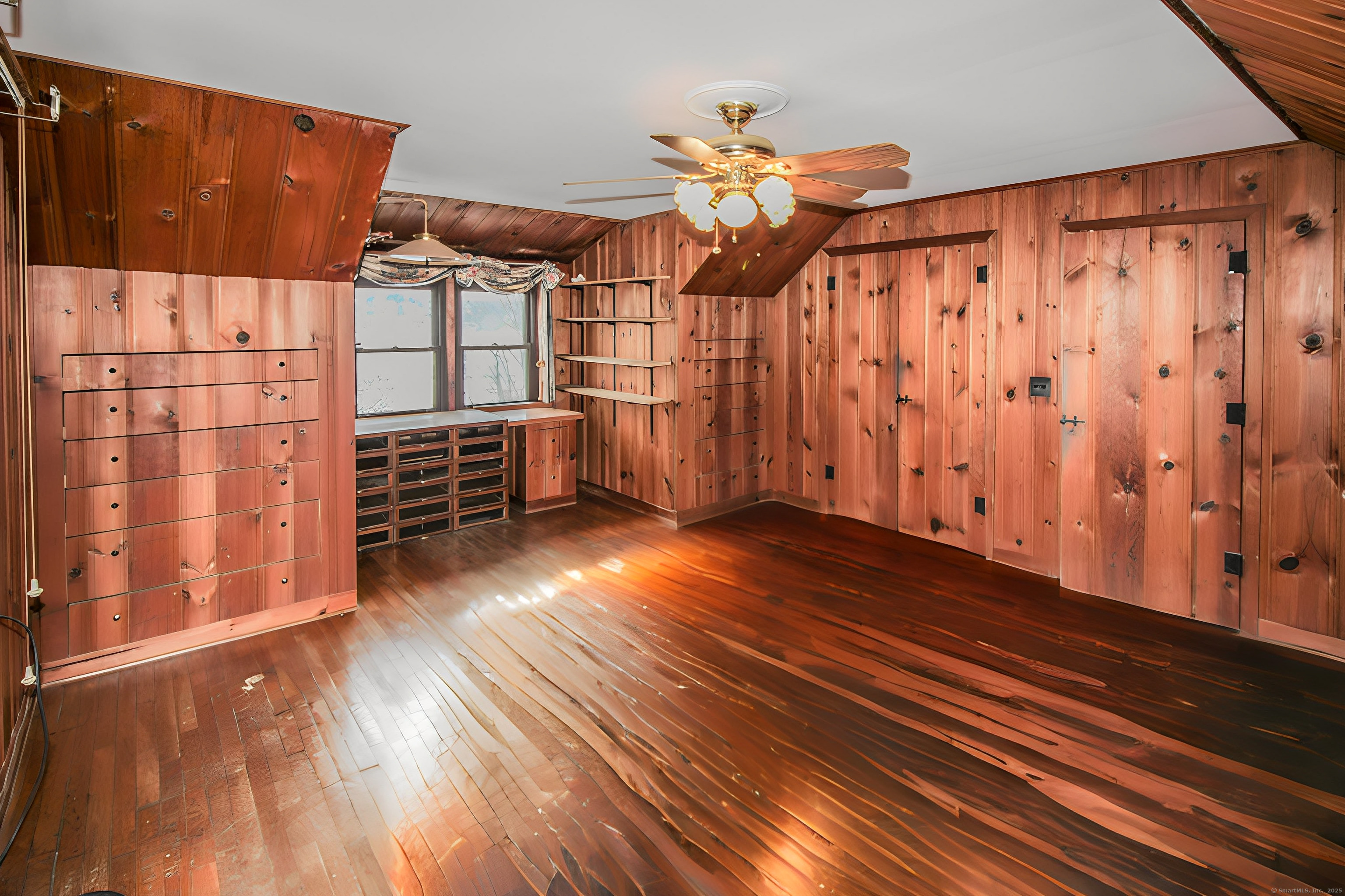 279 Candlewood Lake Road Brookfield, CT 06804 - Photo 25 of 40