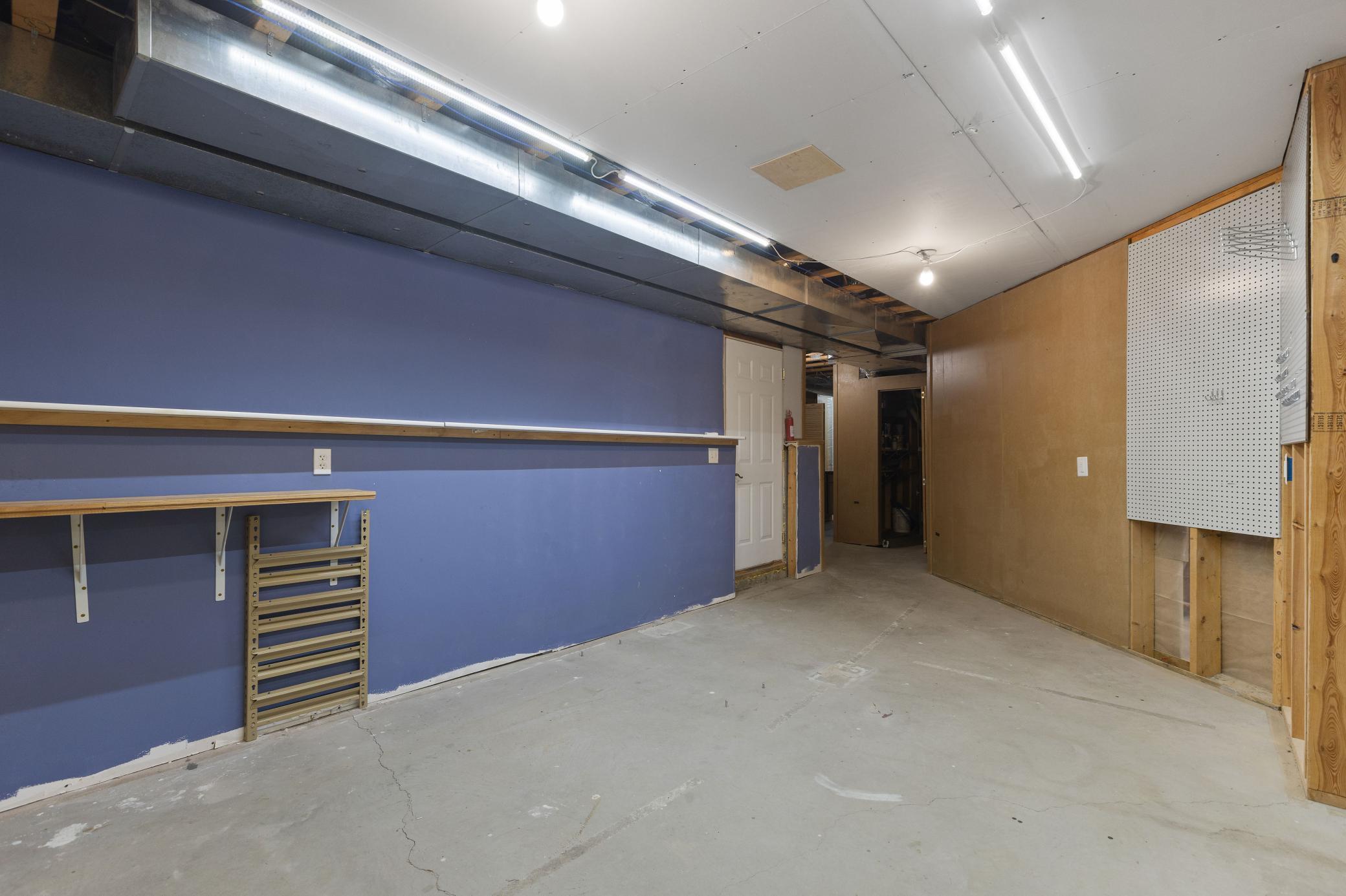 1067 Pioneer Road Red Wing, MN 55066 - Photo 36 of 51