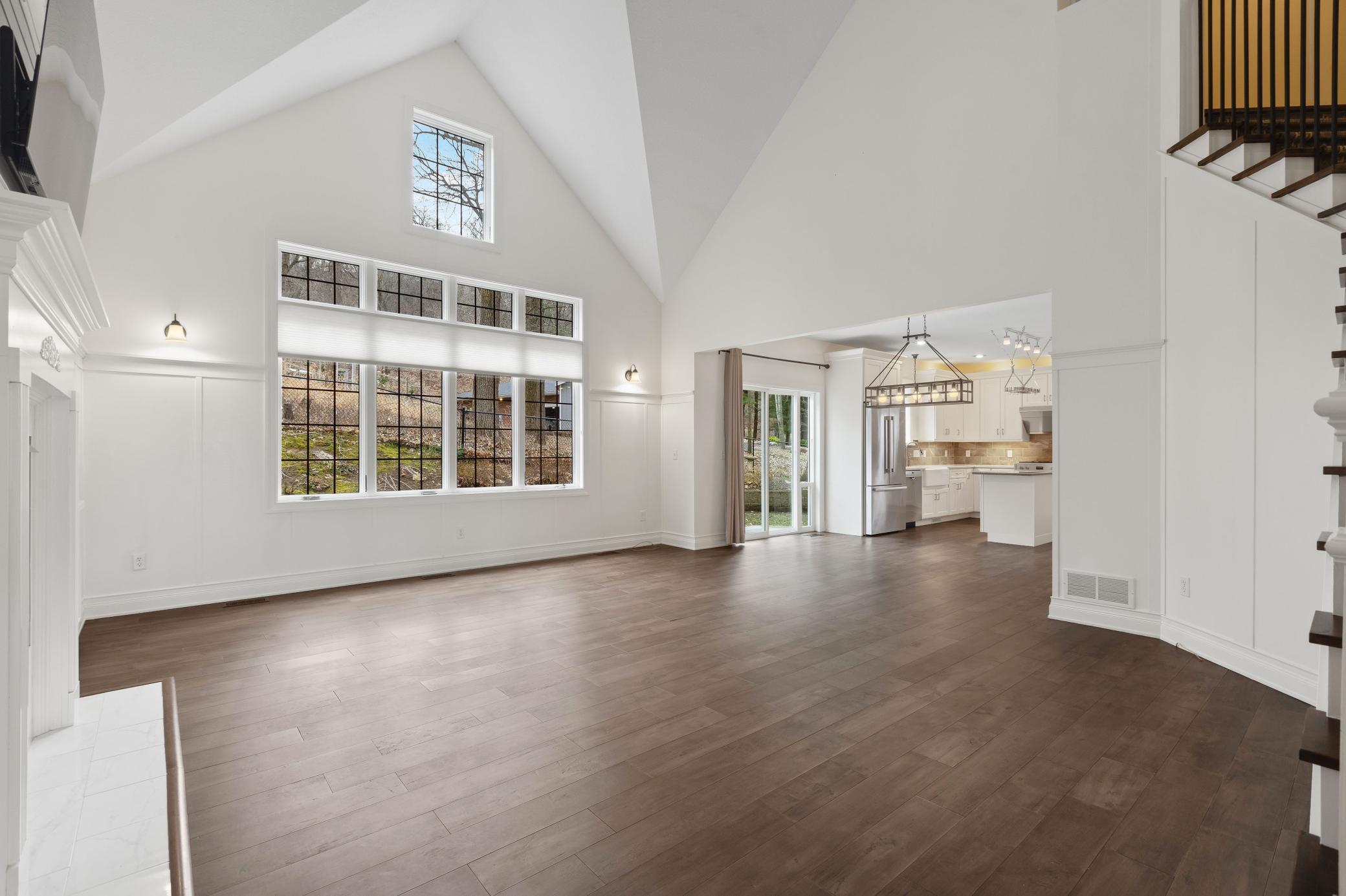 1067 Pioneer Road Red Wing, MN 55066 - Photo 6 of 51