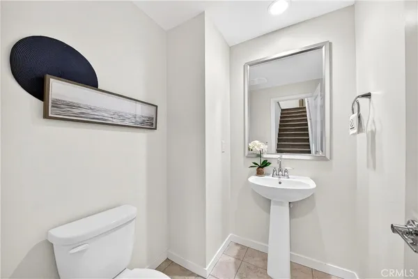 $959,000 | 404 Echo Blue, Lake Forest, CA 92610