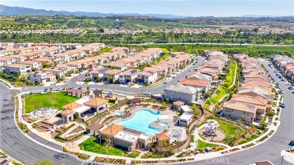 $959,000 | 404 Echo Blue, Lake Forest, CA 92610