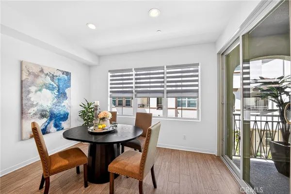 $959,000 | 404 Echo Blue, Lake Forest, CA 92610