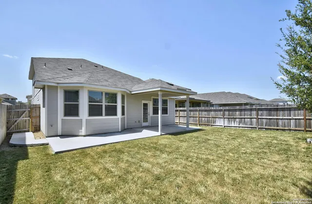 $2,175 | 12915 Irvin Path, San Antonio, TX 78254