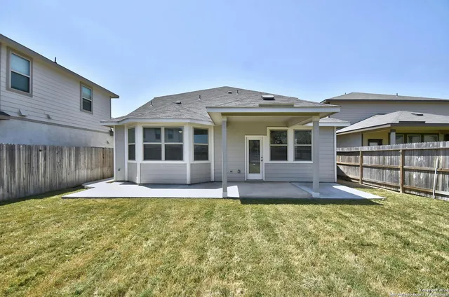 $2,175 | 12915 Irvin Path, San Antonio, TX 78254