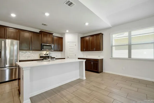 $2,175 | 12915 Irvin Path, San Antonio, TX 78254
