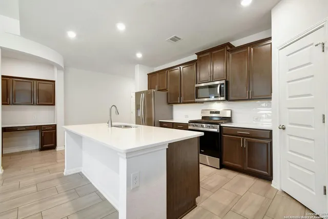 $2,175 | 12915 Irvin Path, San Antonio, TX 78254