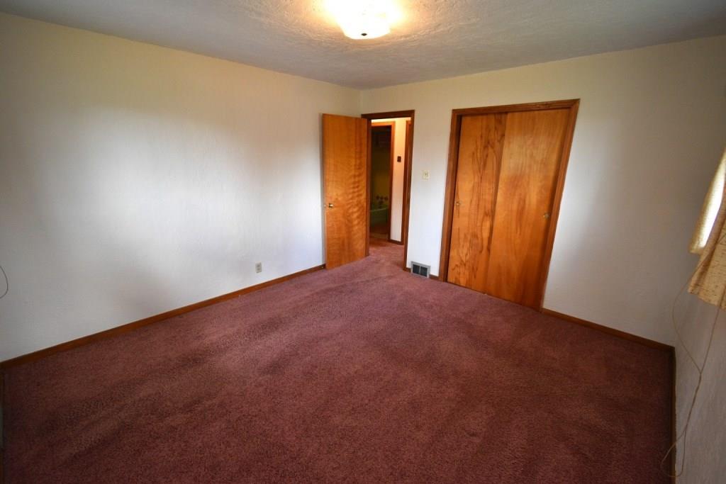 228 Frank Street McKees Rocks, PA 15136 - Photo 17 of 25
