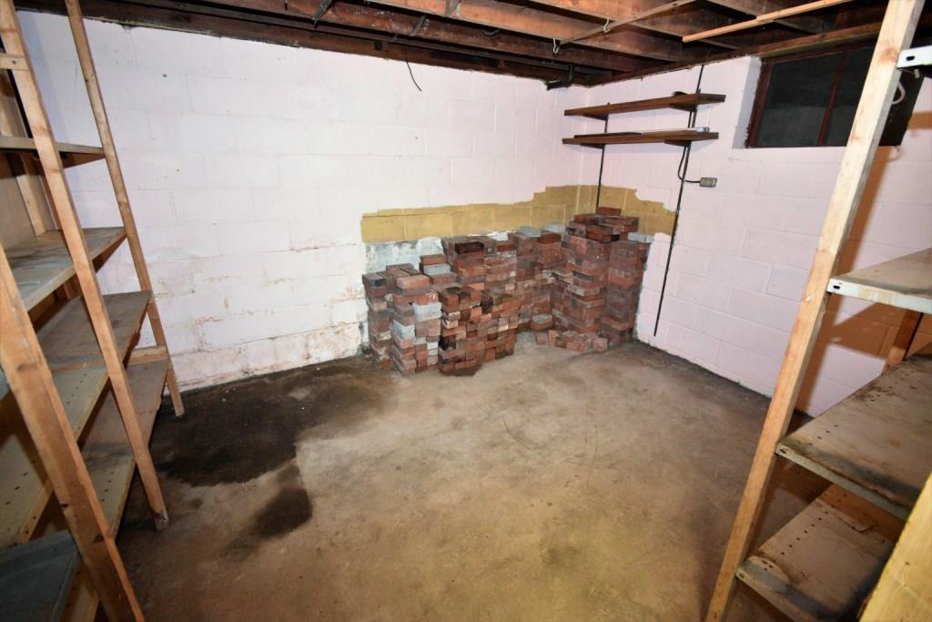 228 Frank Street McKees Rocks, PA 15136 - Photo 21 of 25