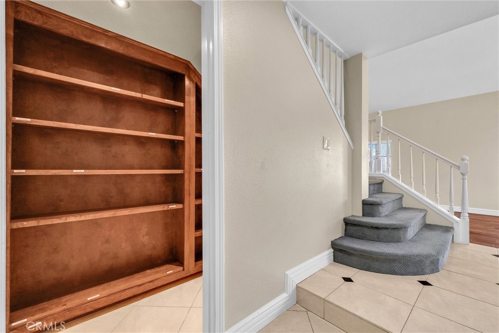 1070 Cannon Road Riverside, CA 92506 - Photo 12 of 53 a view of entryway and hall with wooden floor
