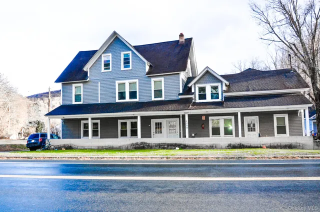 $1,200 | 4099 Highway 52, Unit 3, Youngsville, NY 12791