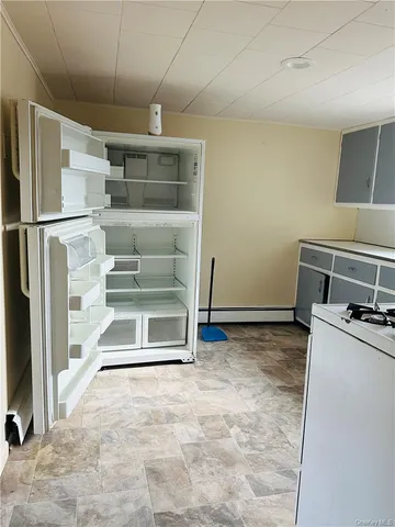 $1,200 | 4099 Highway 52, Unit 3, Youngsville, NY 12791