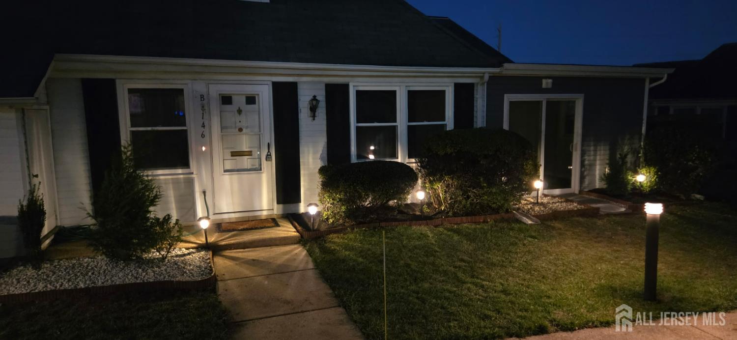 146 B Old Nassau Road Monroe Township, NJ 08831 - Photo 1 of 46 a front view of a house