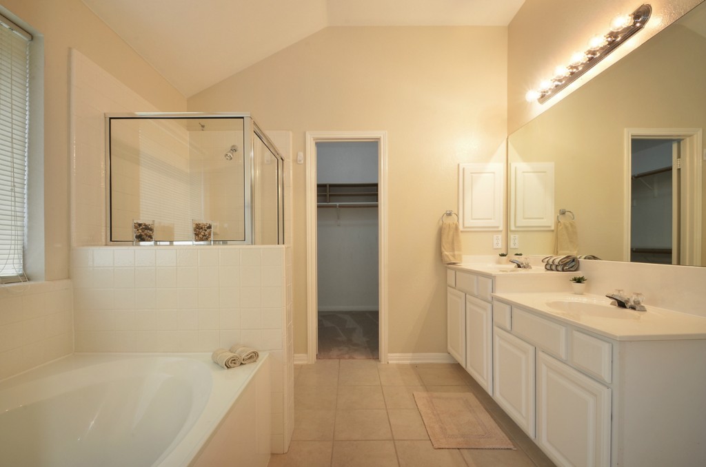 2000 Maize Bend Drive Austin, TX 78727 - Photo 17 of 24