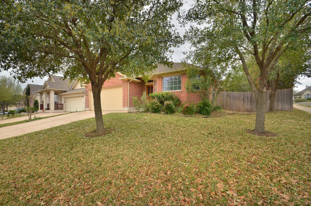 2000 Maize Bend Drive Austin, TX 78727 - Photo 3 of 24