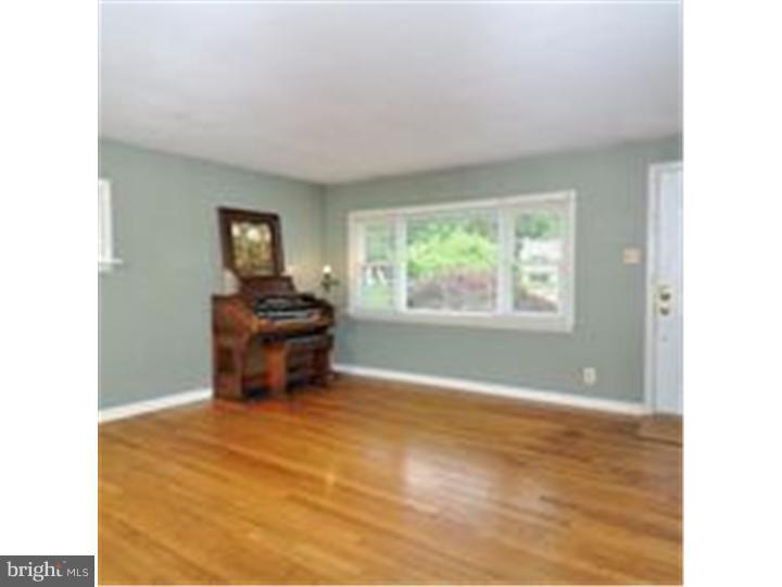 591 Corner Ketch Road Downingtown, PA 19335 - Photo 4 of 24 Gallery Image 4