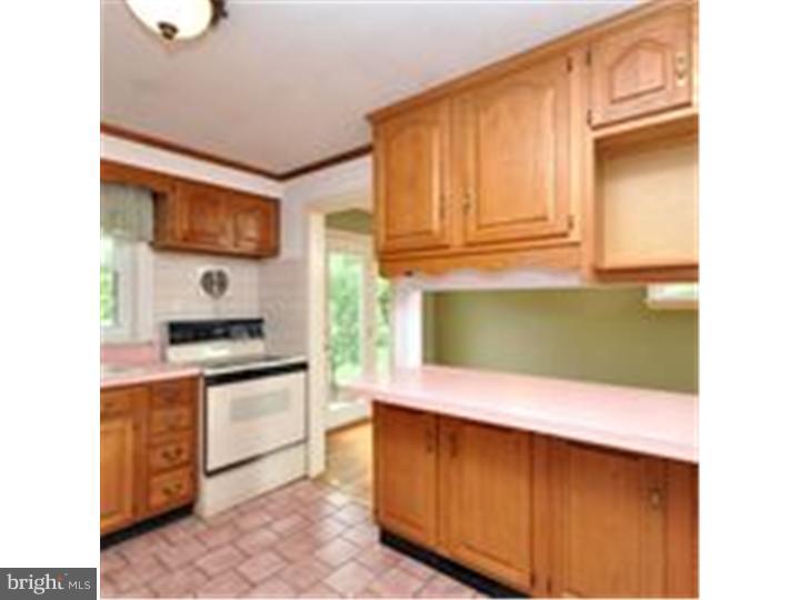 591 Corner Ketch Road Downingtown, PA 19335 - Photo 9 of 24 Gallery Image 9